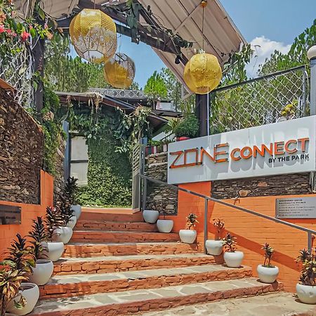 Hotel Zone Connect By The Park, Lansdowne Extérieur photo
